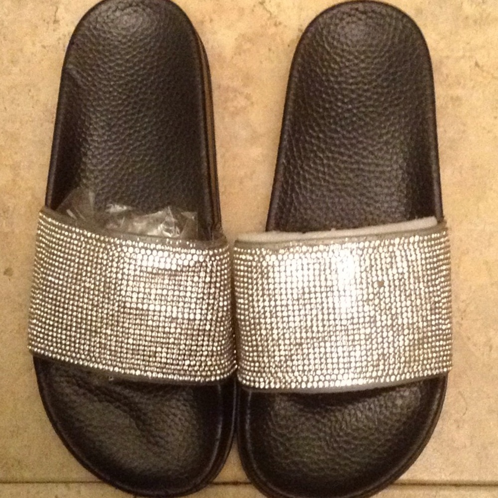 Slides crystal sandals Size 7 NWT
